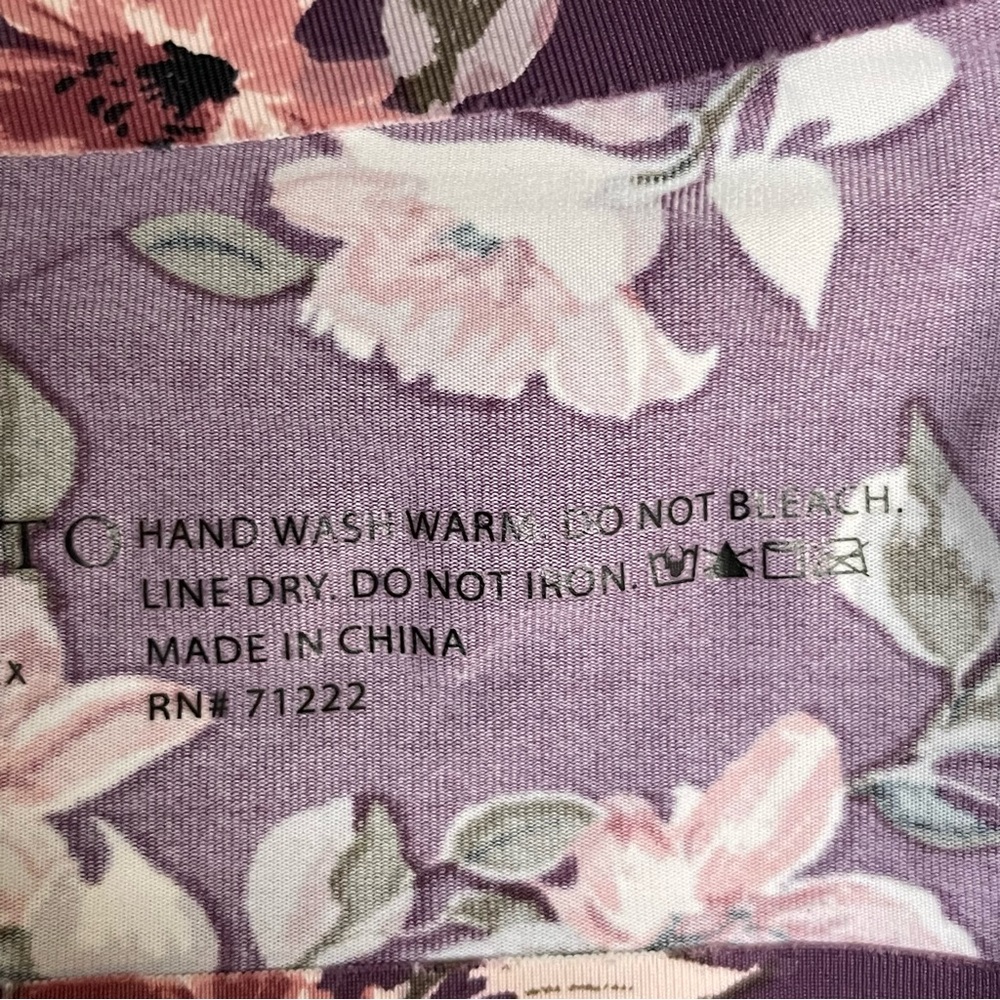 SOLD Vince Camuto Bra (36B) - Picture 5 of 5